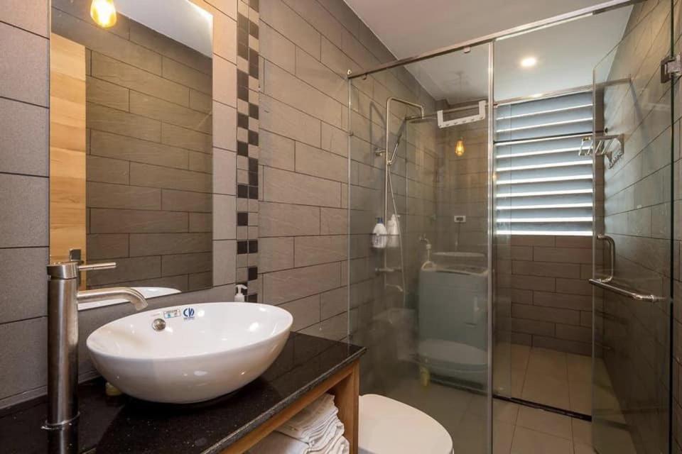 Sea Vista Boutique Hotel & Apartment Danang Exterior photo